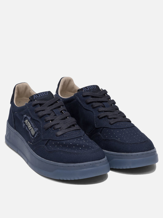 Low top sneakers 100% cow leather - 100% rubber  Blue - Autry Men | PLP | VIETTI Online Store | 2
