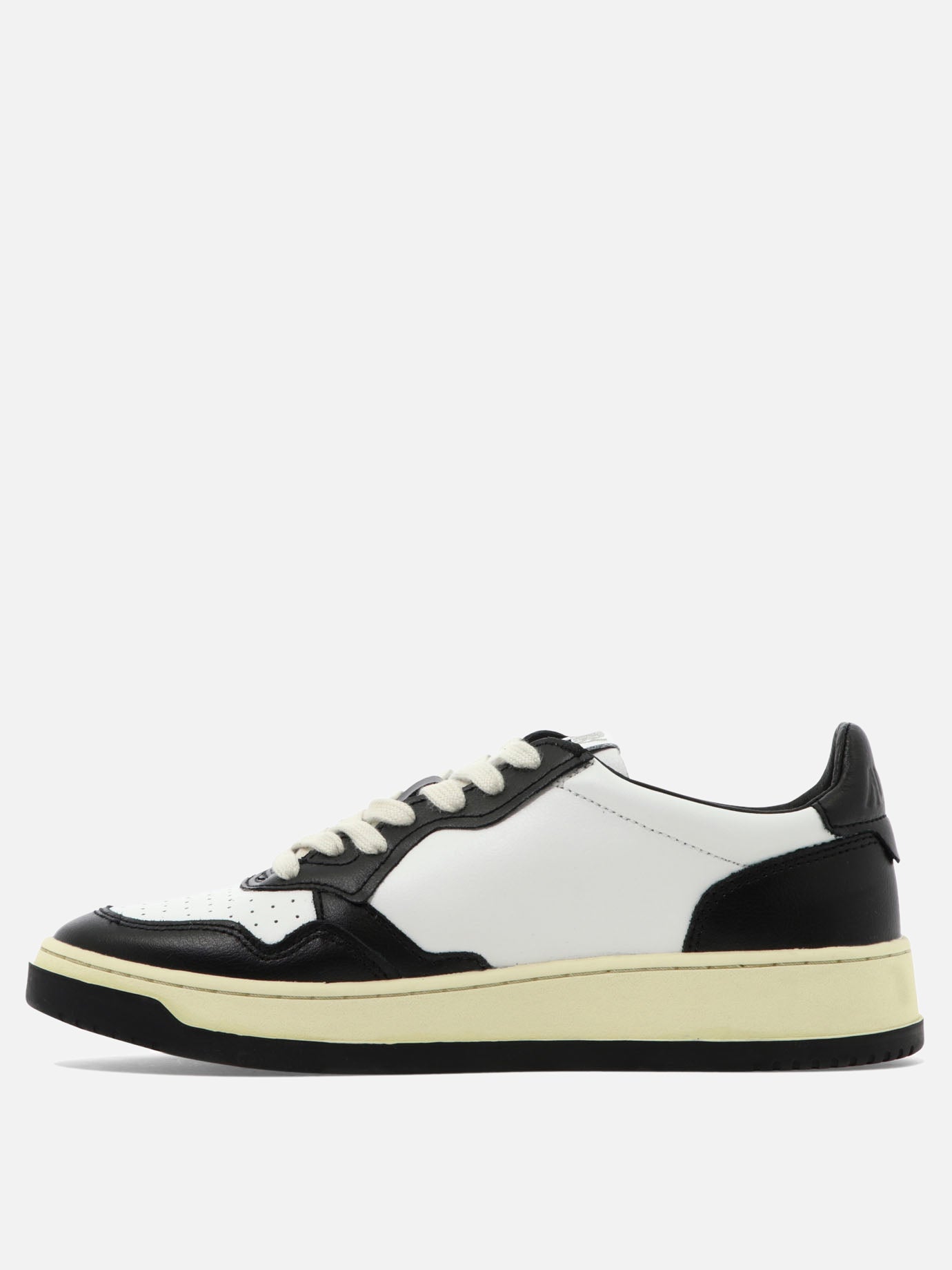 Sneaker basse 100% cow leather - 100% rubber  Nero - Autry Uomo | PDP | VIETTI Online Store | thumbnail_3