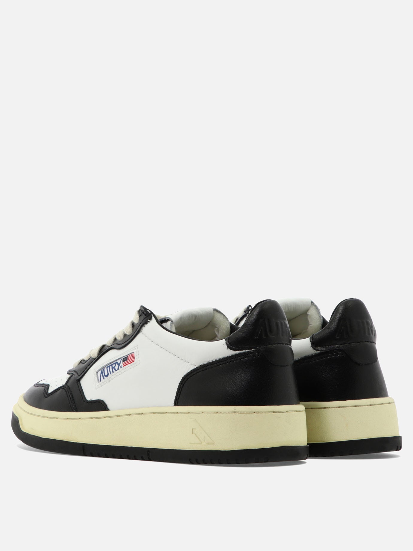 Sneaker basse 100% cow leather - 100% rubber  Nero - Autry Uomo | PDP | VIETTI Online Store | Zoom-Modal_4
