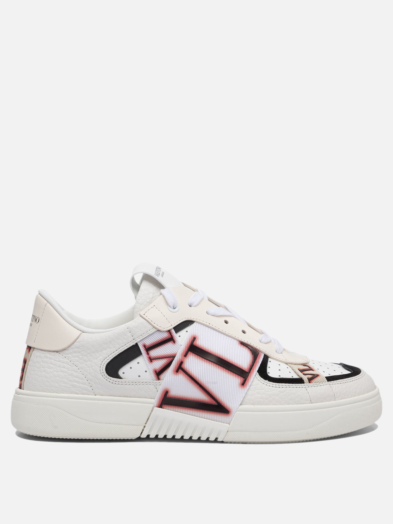 Low top sneakers 100% leather - 100% rubber  White - Valentino Garavani Men | PDP | VIETTI Online Store | Zoom-Modal
