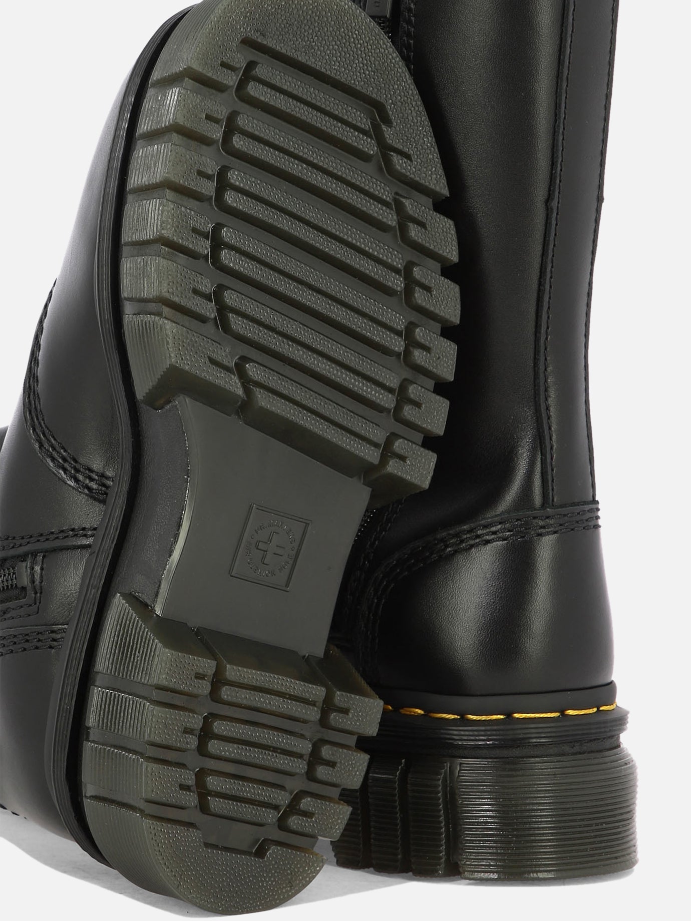 "AUDRICK CHELSEA TALL" boots