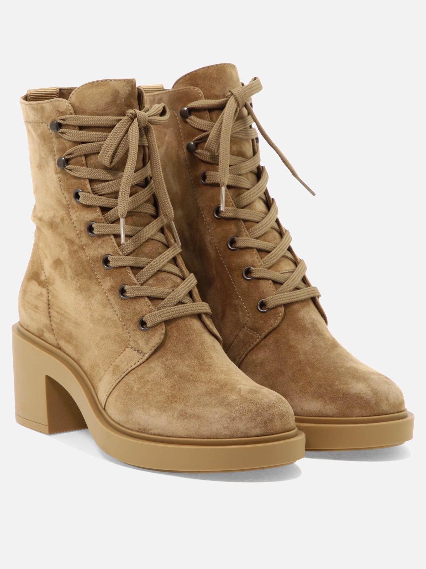 "Foster" lace-up boots