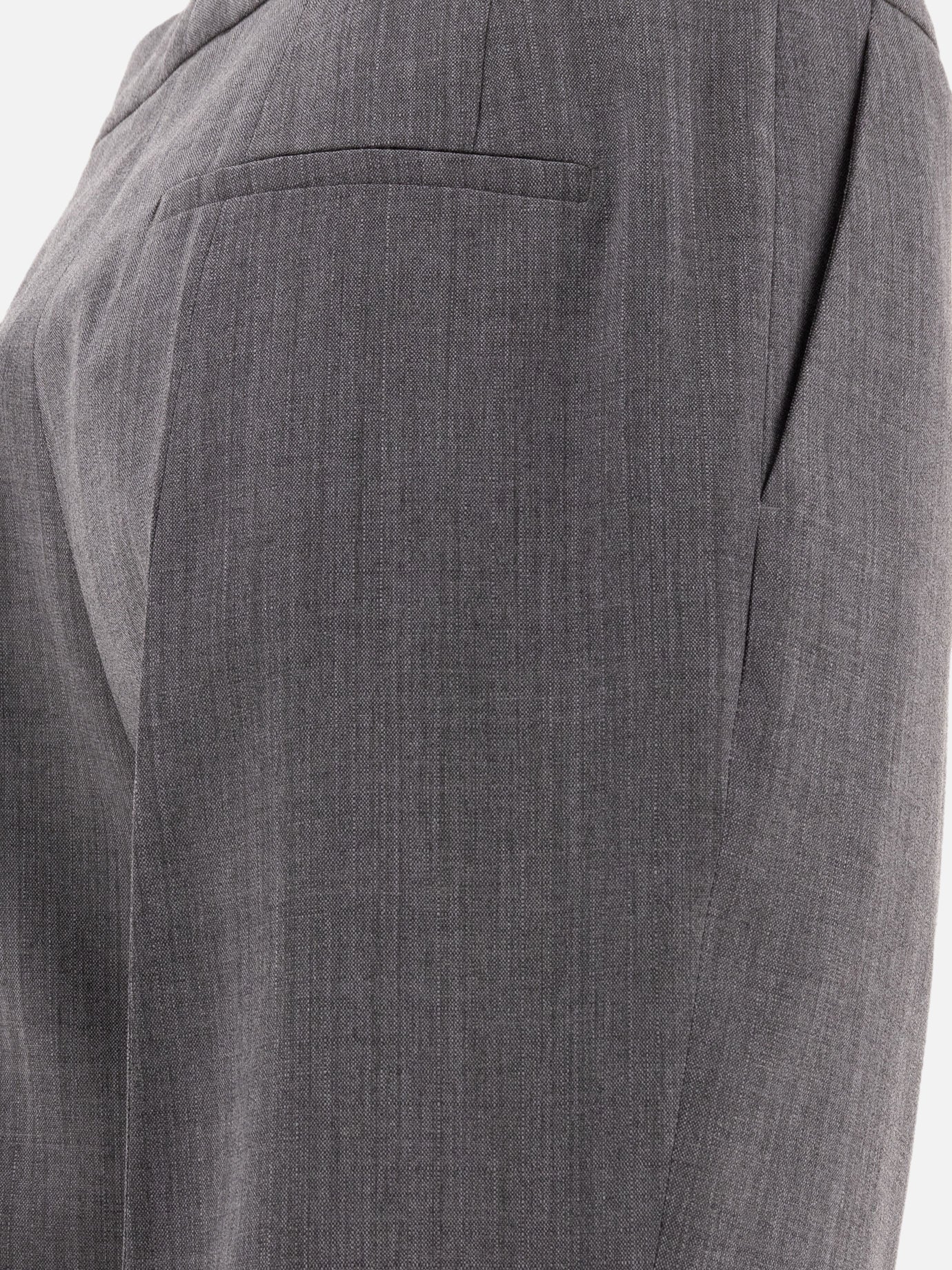 Pantaloni sartoriali con spacco centrale