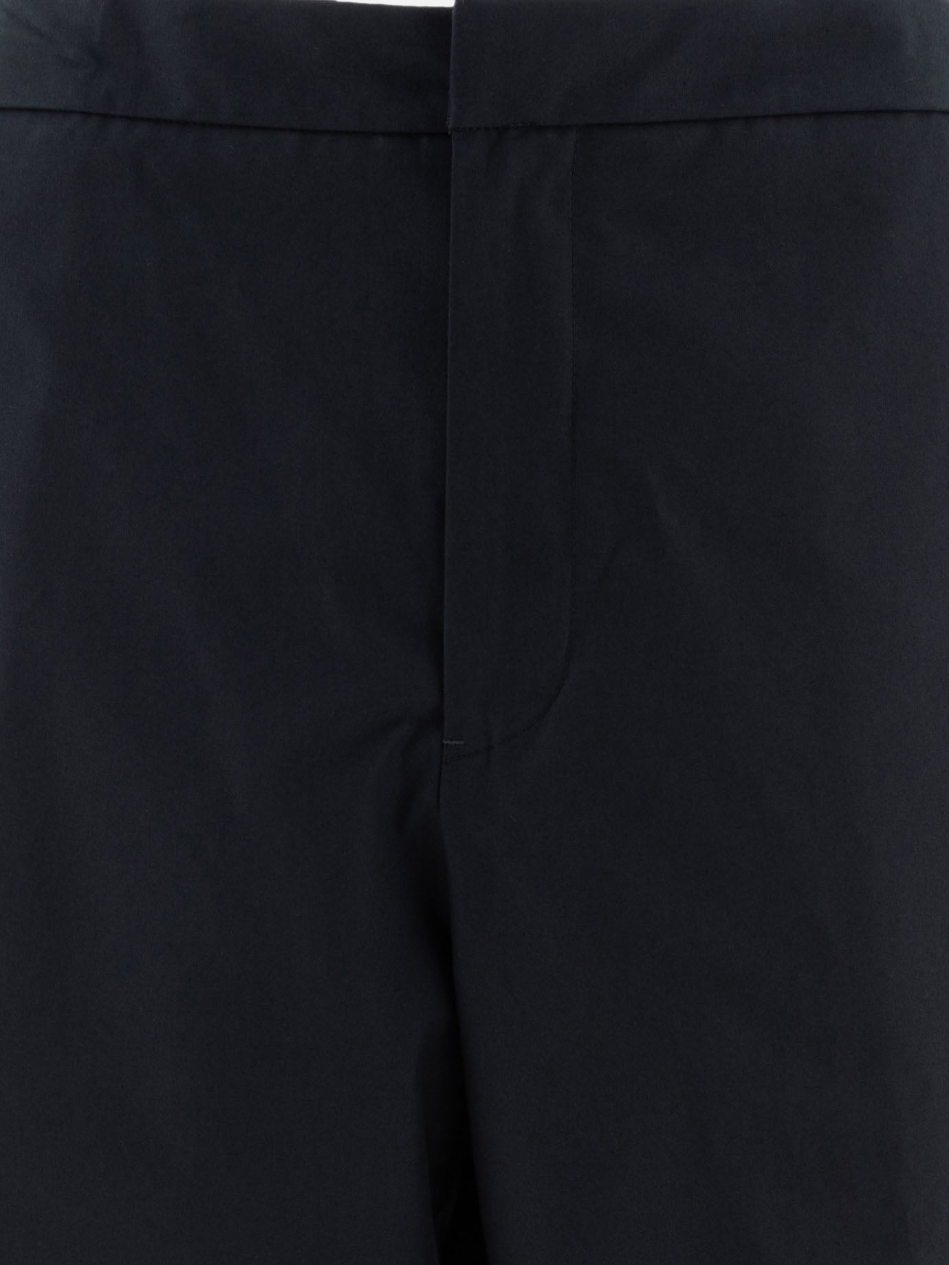 Pantaloni con vita elasticizzata