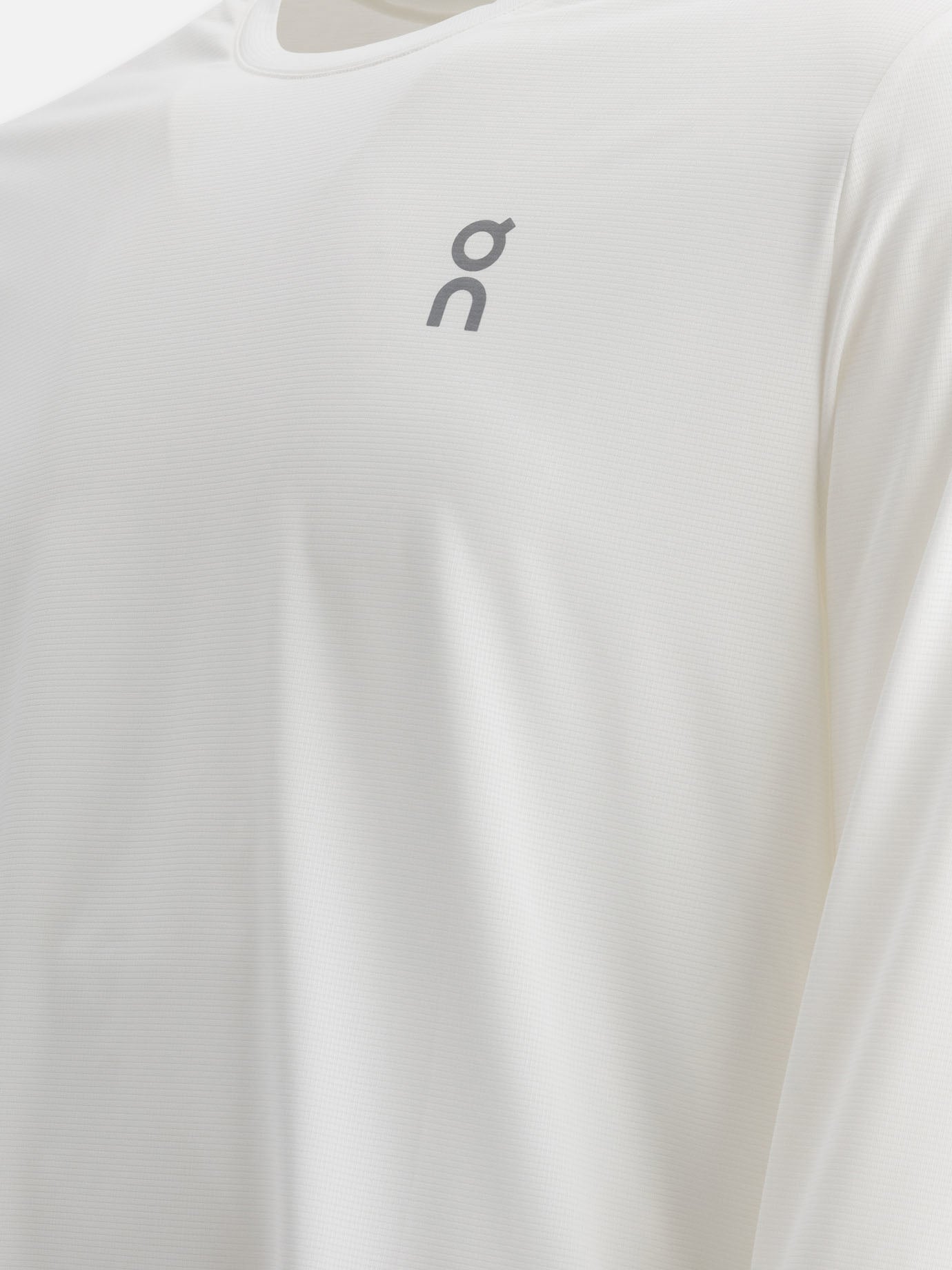 On Running "Core Long-T" t-shirt White