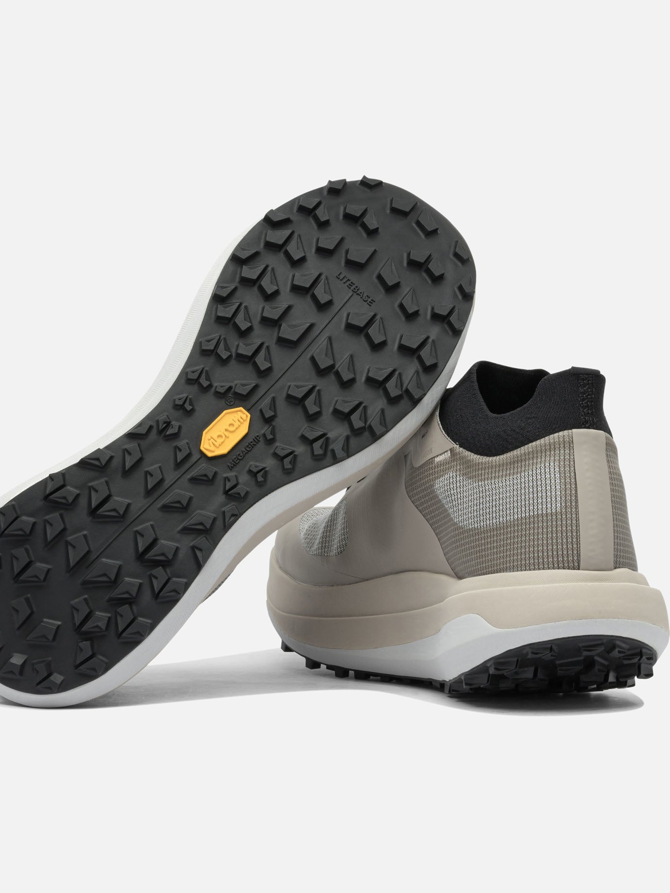 Low top sneakers 100% synthetic fiber - 100% rubber  Beige - Arc&#39;teryx Men | PDP | VIETTI Online Store | thumbnail_5