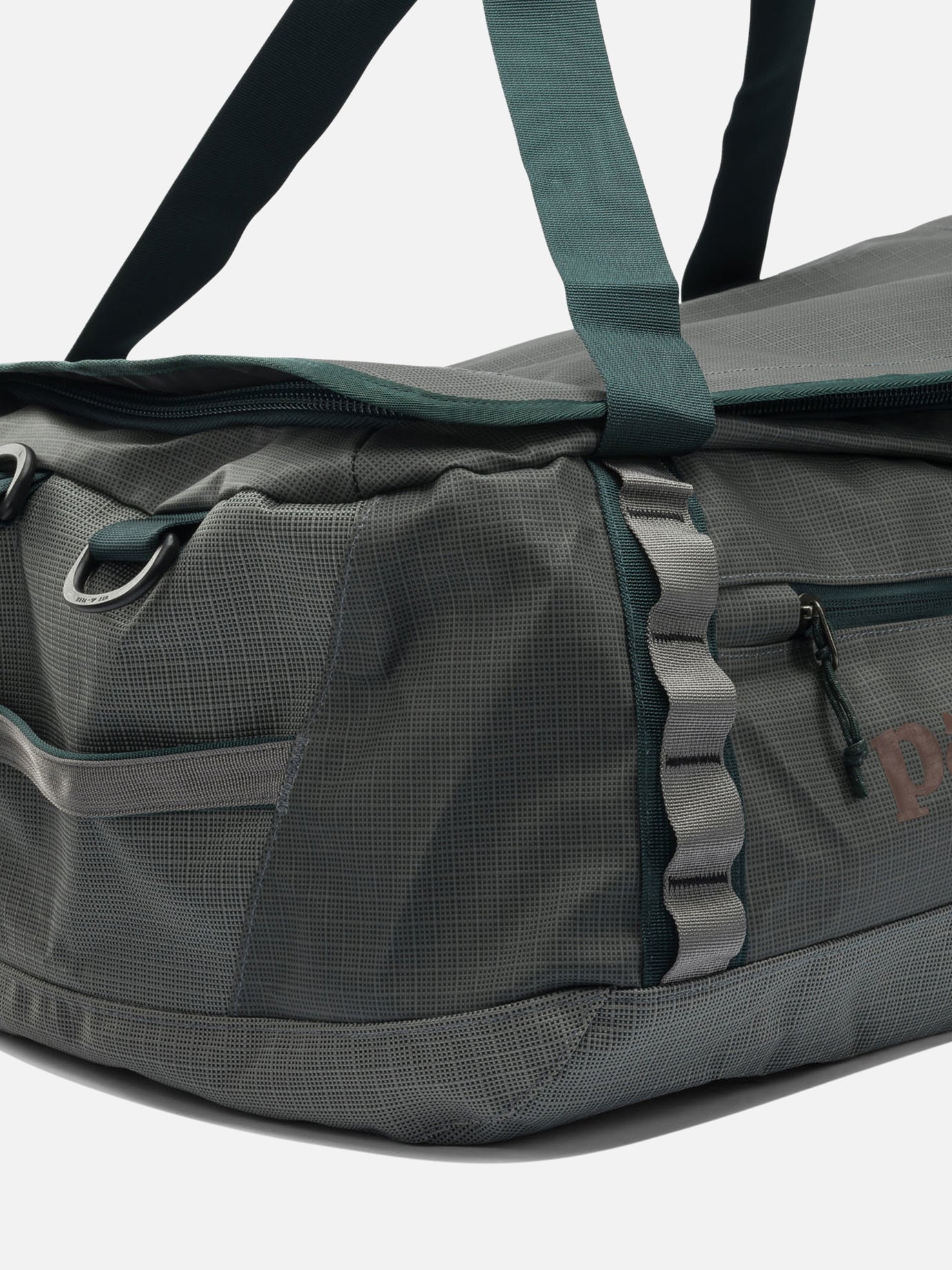 Borsoni da viaggio 100% recycled polyester  Grigio - Patagonia Uomo | PDP | VIETTI Online Store | Zoom-Modal_4
