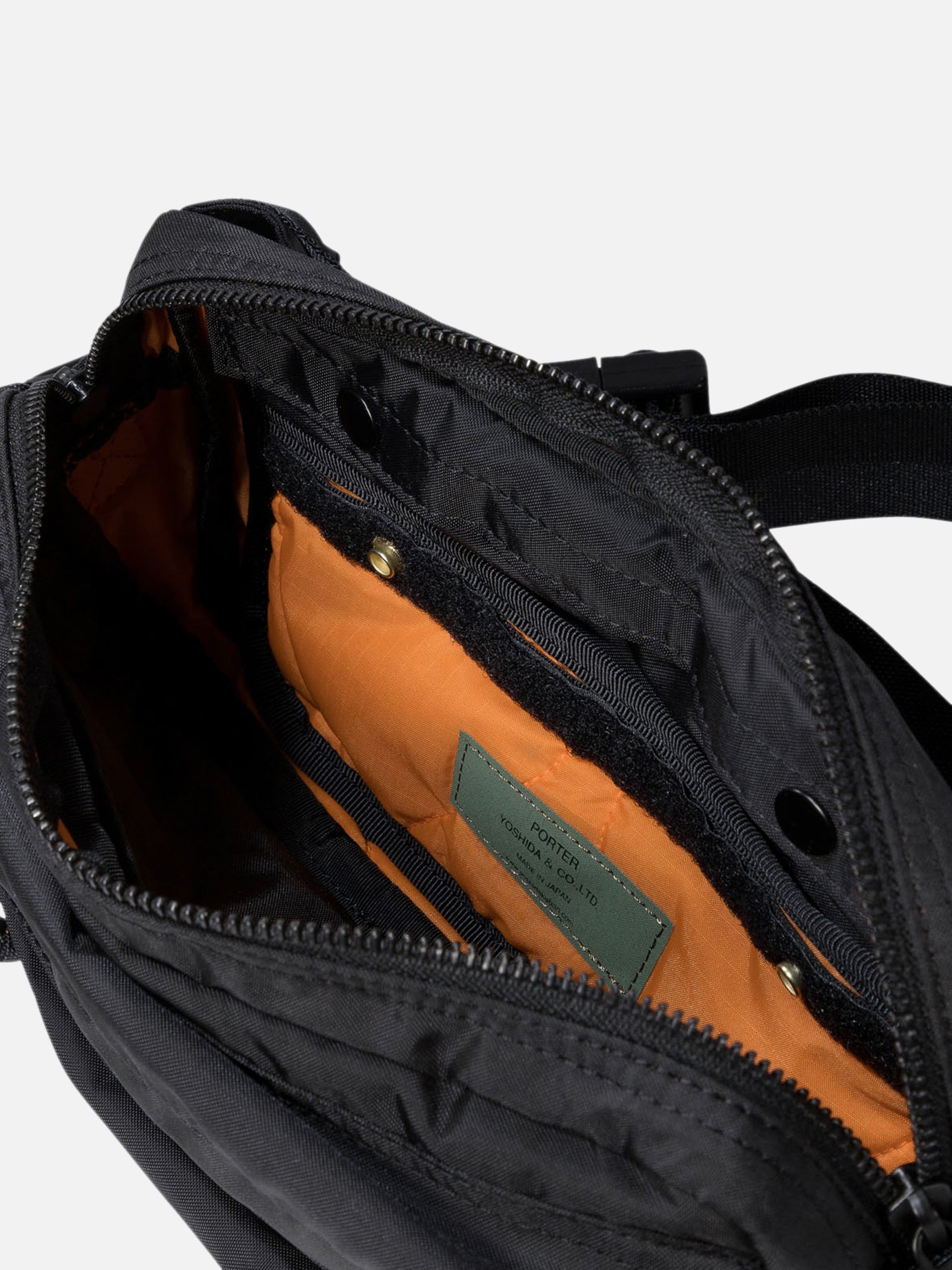 Clutch 100% nylon  Nero - Porter-Yoshida & Co Uomo | PDP | VIETTI Online Store | Zoom-Modal_5
