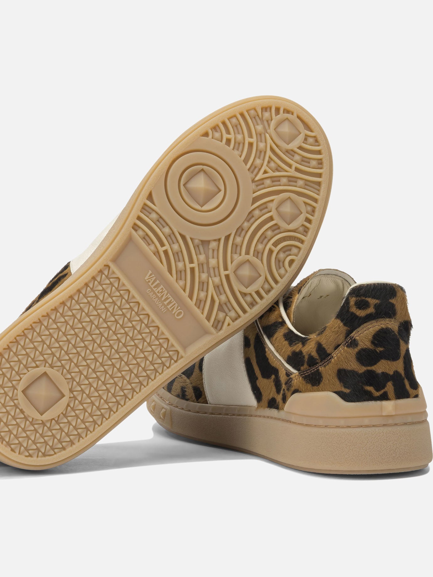 Low top sneakers 100% calf leather - 100% rubber  Brown - Valentino Garavani Women | PDP | VIETTI Online Store | thumbnail_5